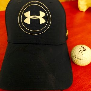 Jordan Speith signed hat and golf ball.